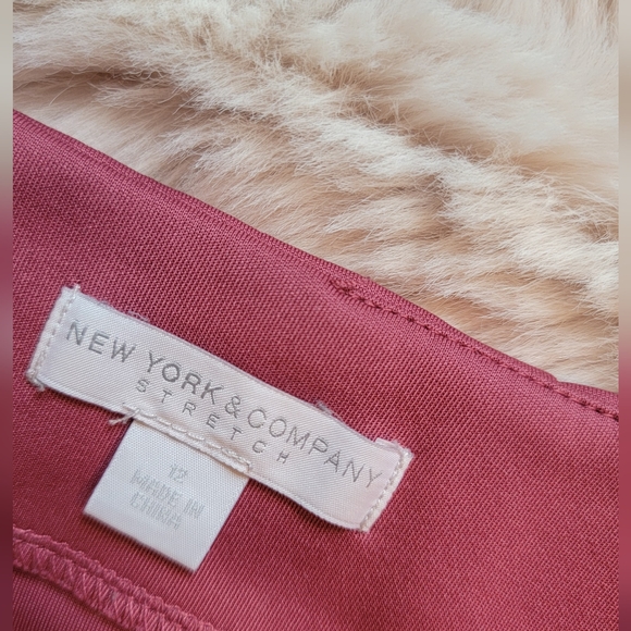 New York & Company Stretch - Picture 3 of 5